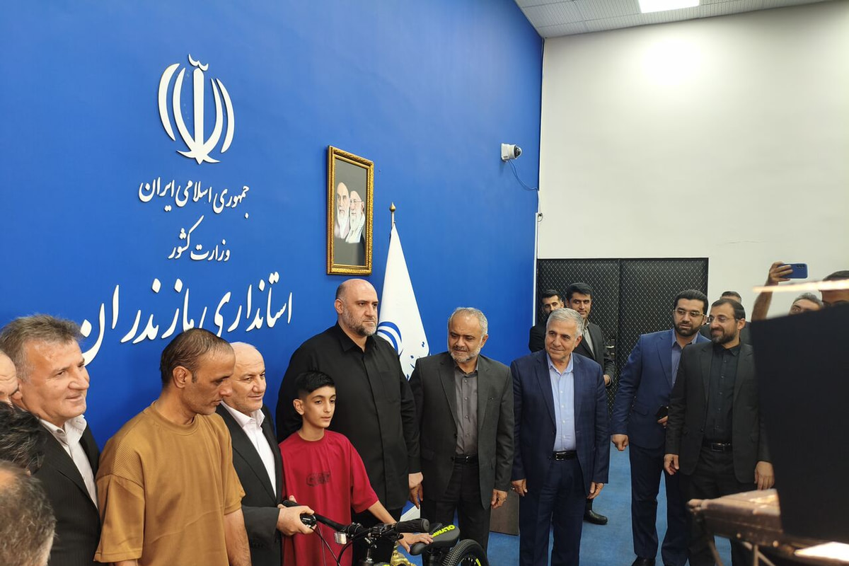 آتش‌نشان فداکار بهشهری در جلسه شورای اداری مازندران تجلیل شد