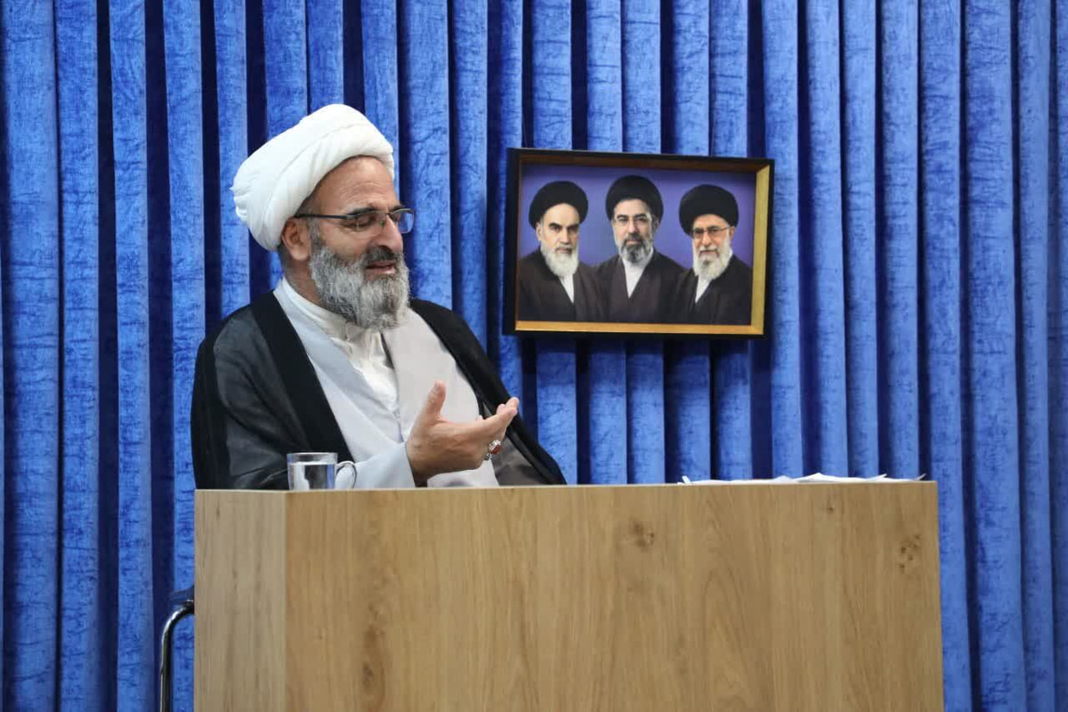 ابراز نگرانی نماینده ولی‌فقیه از آمار طلاق، جمعیت و استفاده نامناسب از فضای مجازی در سمنان