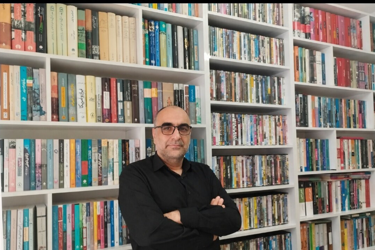 انقلاب ۵۷؛رمزگشایی از پیروزی رسانههای کوچک بر امپراتوری خبری پهلوی / رسانهها و بحران هویت در ایران / شاه چرا سرنگون شد؟