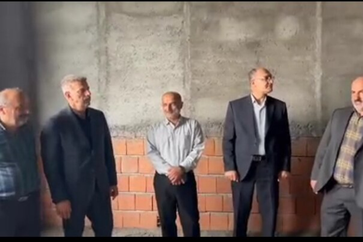 بازدید پولادی از مدرسه در حال ساخت روستای ابندانک نوشهر/تاکید بر تسریع در روند ساخت و بهره‌برداری هرچه سریع‌تر از این مدرسه