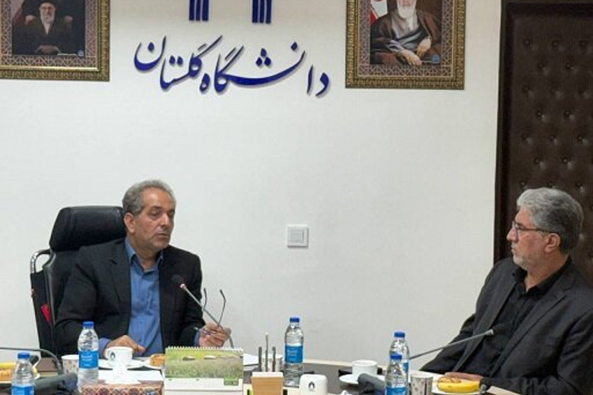 بررسی مشکلات دانشگاه جامع گلستان در دیدار نماینده مردم گرگان و آق‌قلا با رئیس دانشگاه/چمن مصنوعی روستای زنگیان افتتاح شد