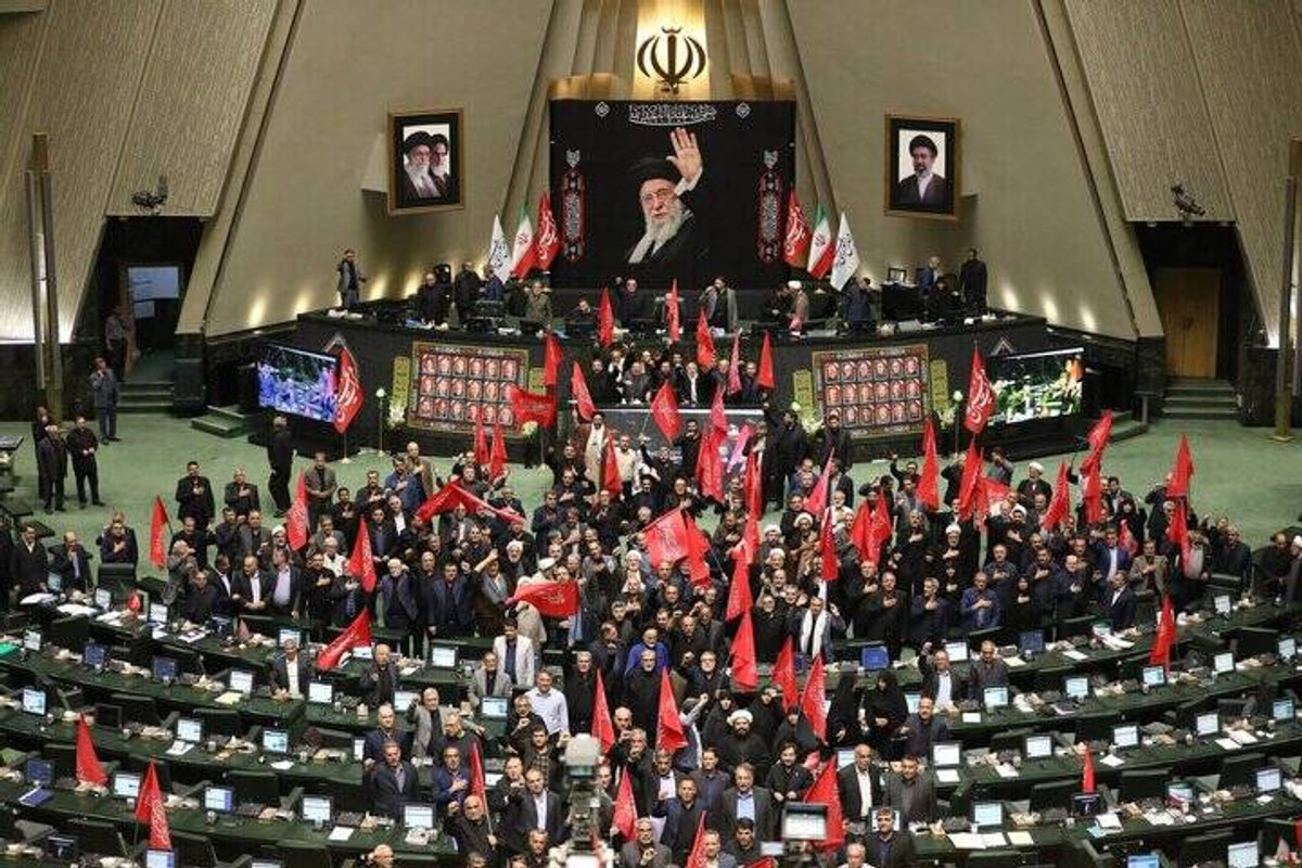 بیانیه نمایندگان مجلس در حمایت از پیام راهبردی رهبر انقلاب