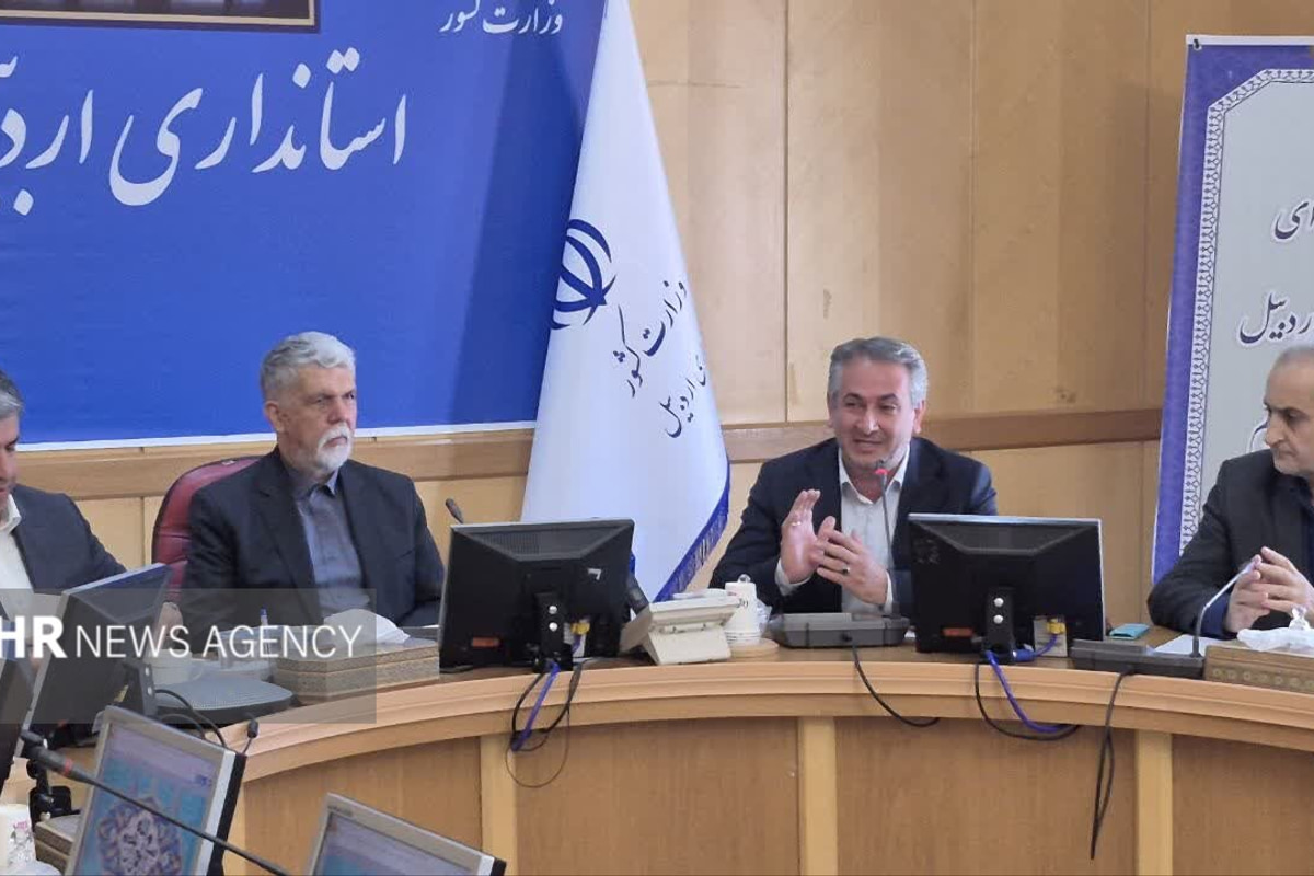 خاکسپاری اکبر عبدی در زادگاهش اردبیل درصورت رضایت خانواده اش