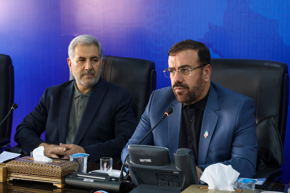 دستور استاندار فارس برای رفع موانع اجرای طرح پزشک خانواده