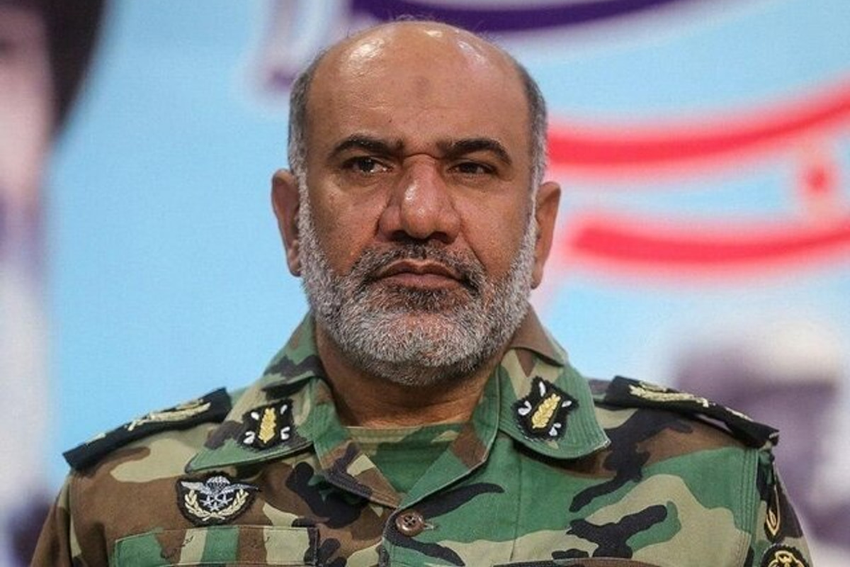 دیدار جانشین نیروی زمینی ارتش با خانواده ارتشی شهید شده در شلمچه/ ارتش با اقتدار کامل در برابر تهدیدات می‌ایستد+ تصویر