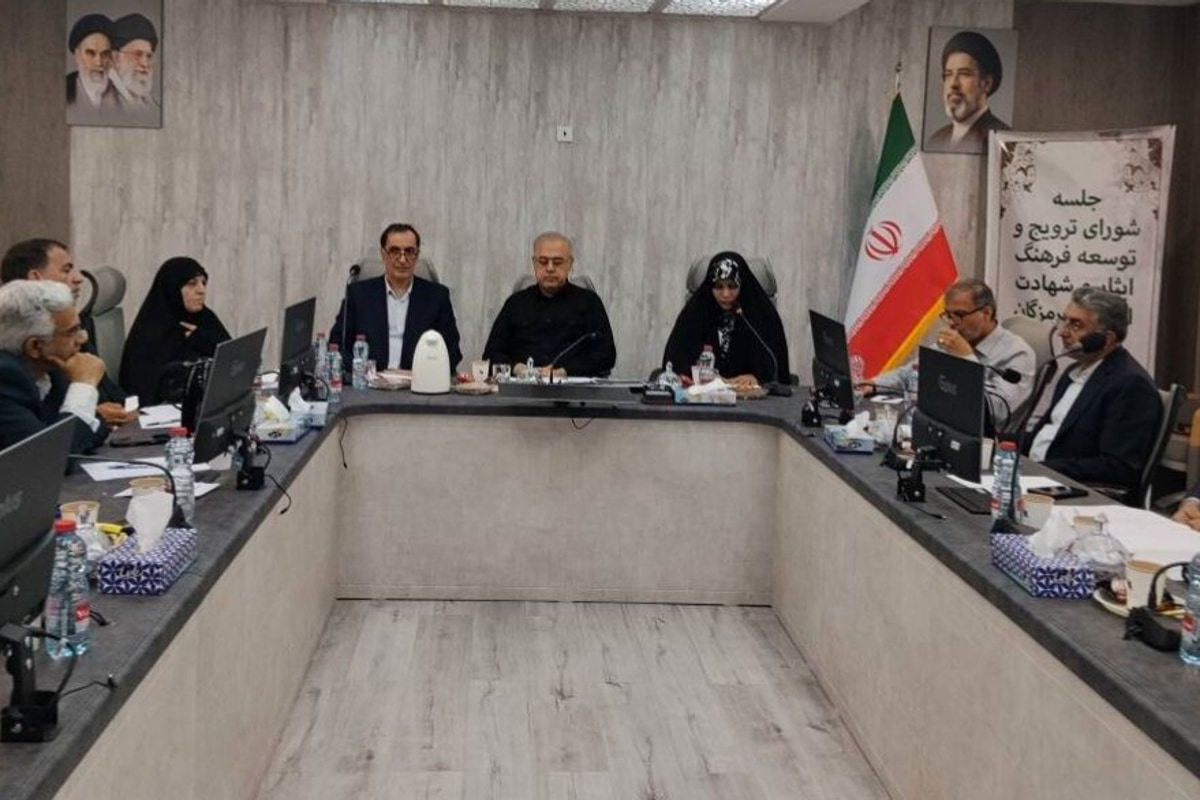 رسیدگی به خانواده‌های شهدا و ایثارگران نیازمند برنامه‌ای جامع و مشارکت همگانی است