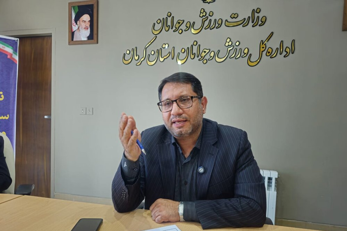 سرپرست ورزش و جوانان:‌ فوتبال کرمان را با عدالت قضاوت کنید