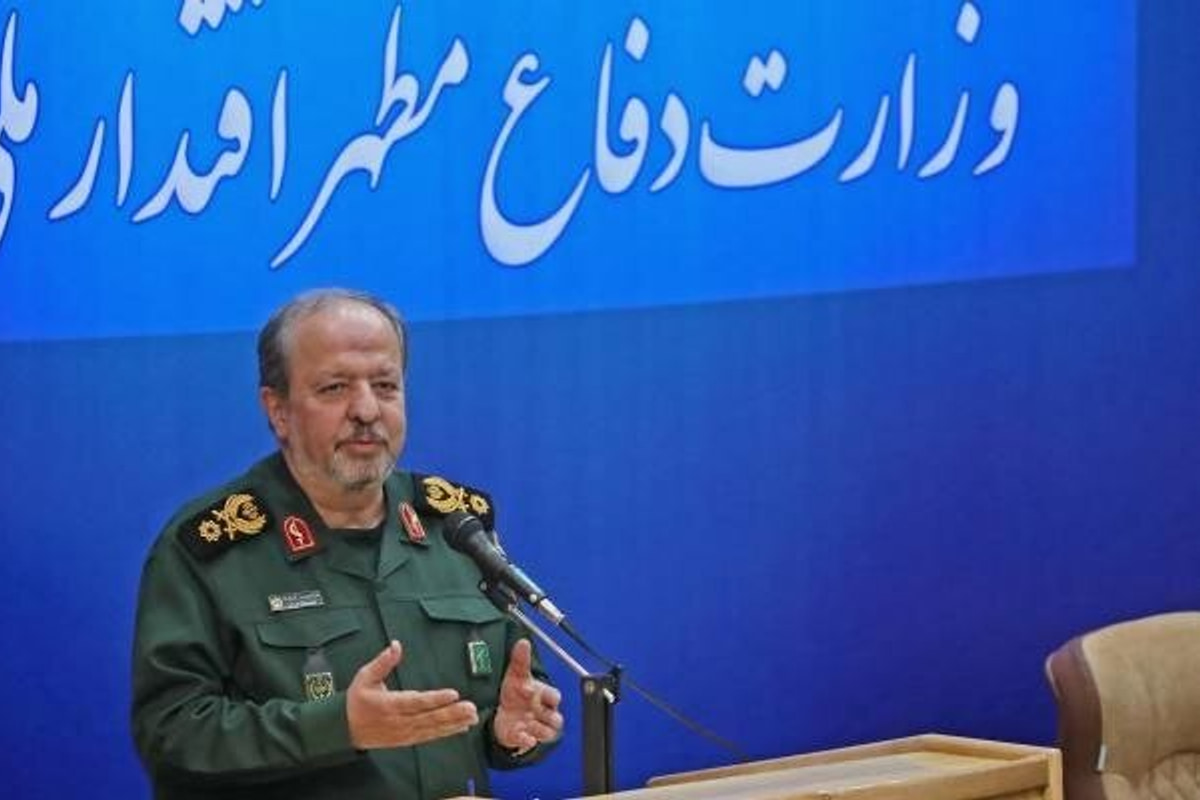 سرپرست وزارت دفاع: نوآوری ایرانی معادلات صحنه نبرد را تغییر داد