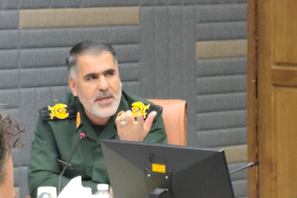عسکری: حل مشکلات خانواده‌های شهدا نباید به وعده‌های بی‌نتیجه محدود شود