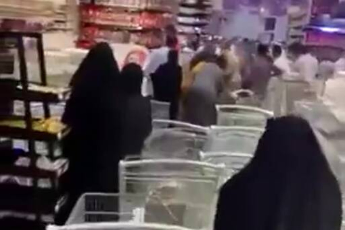 فیلم/ یمنی‌ها فروشگاه‌های عربستان را شلوغ کردند!