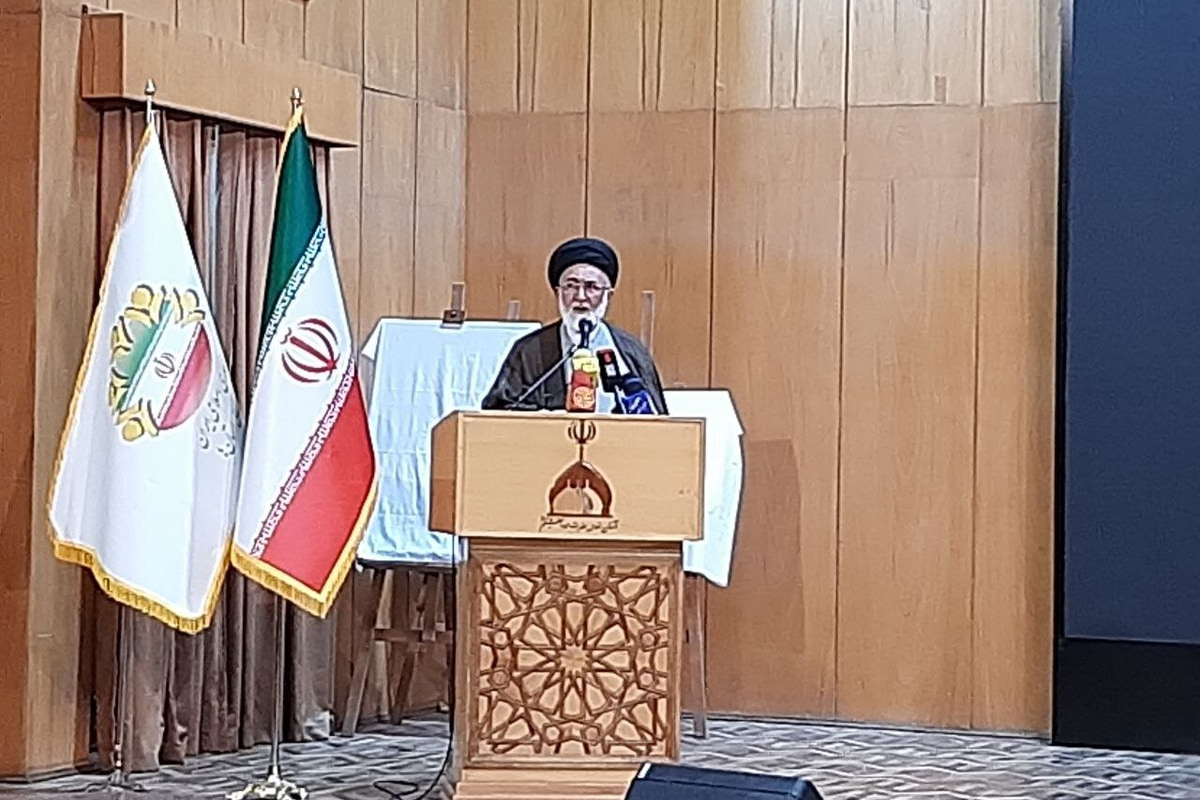 قاضی‌عسگر: رهبر شهید نماد علم، مقاومت و ساده‌زیستی بود