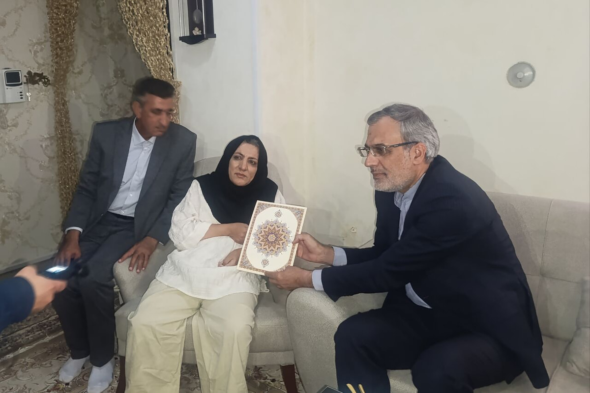 مدیرعامل ایرنا با خانواده خبرنگار شهید محمود صارمی دیدار کرد