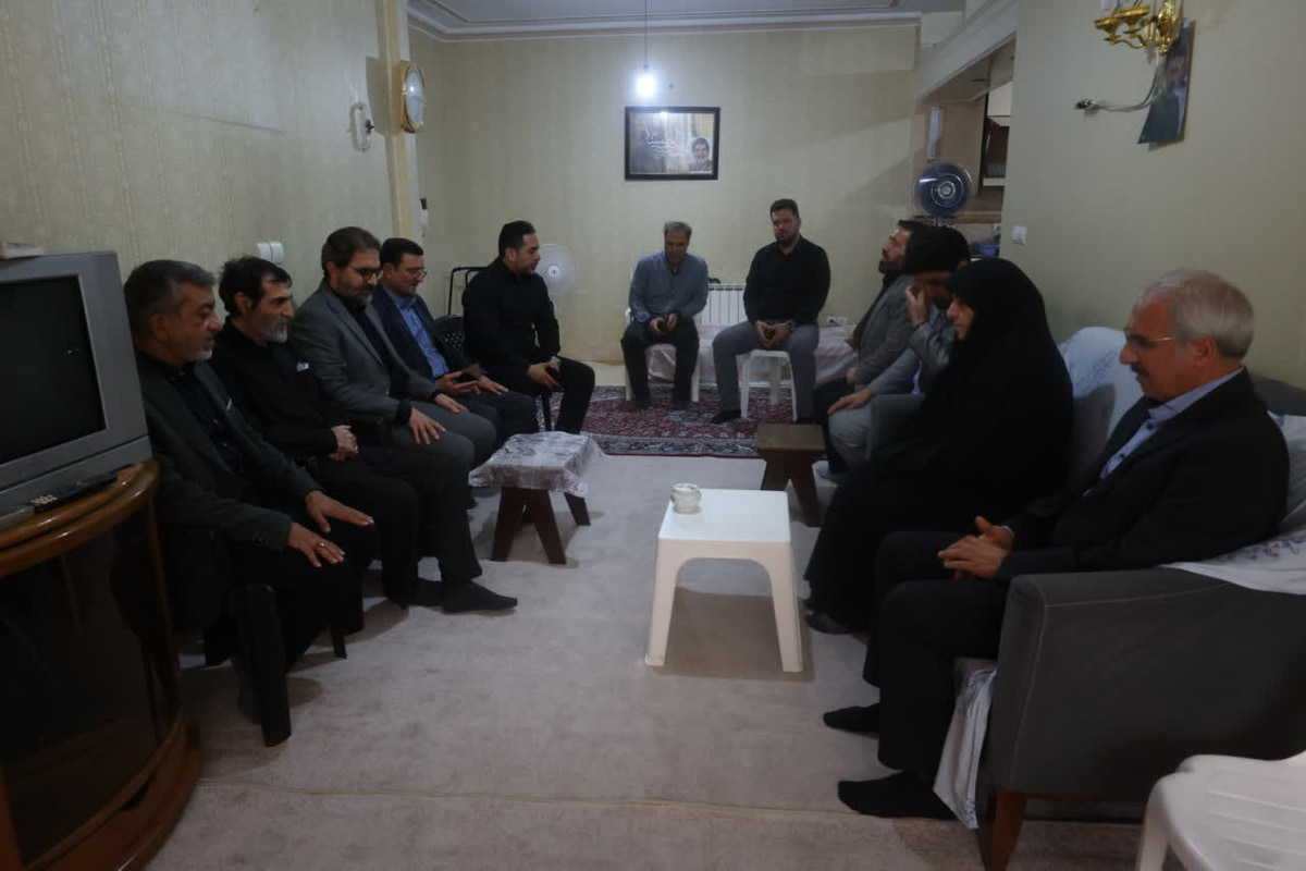 معاون بنیاد شهید: باید تمام توان را در حفظ فرهنگ ایثار بکار بست
