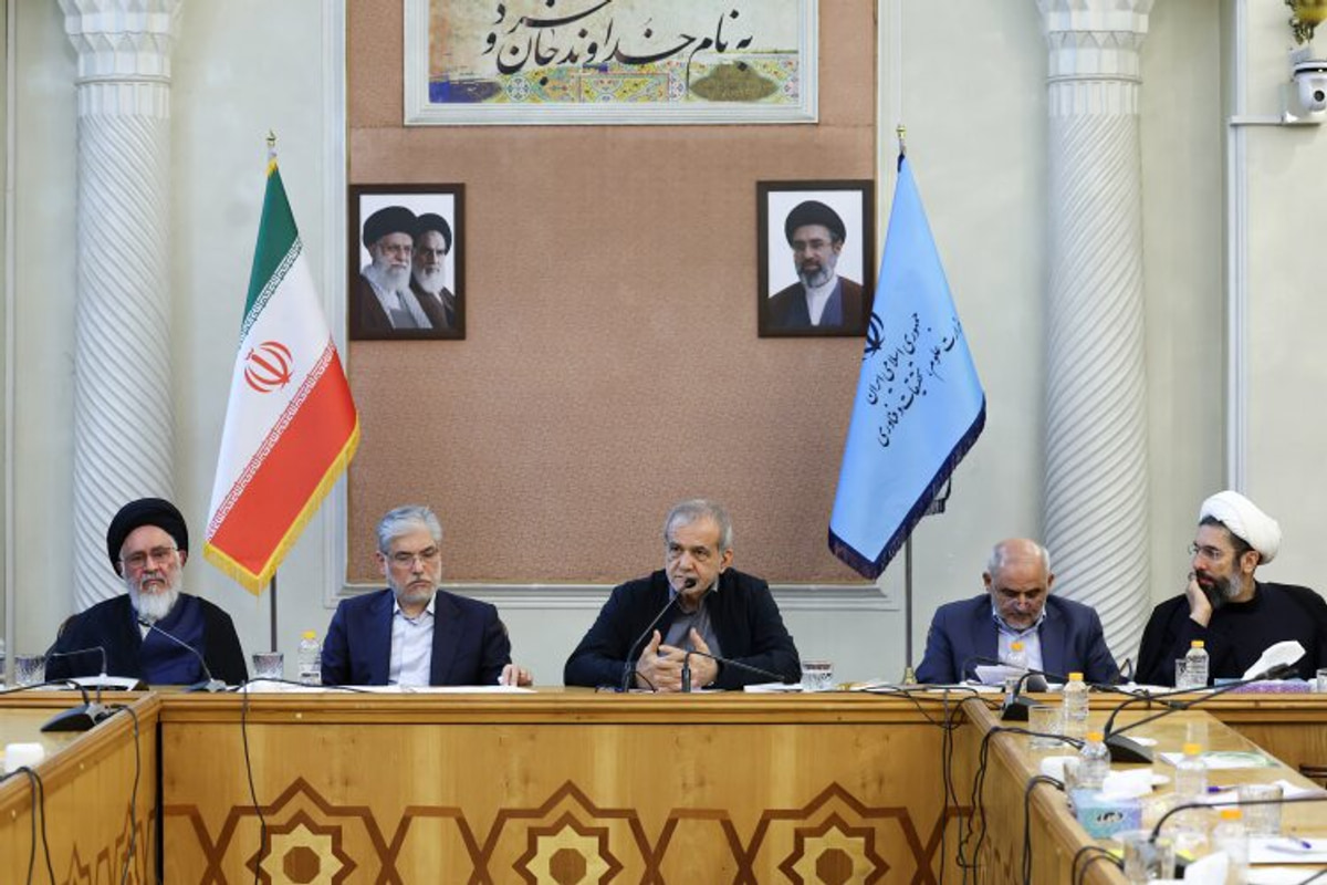 پذیرش دانشجو در رشته‌های فاقد کارکرد مؤثر در توسعه کشور موجب اتلاف سرمایه انسانی است