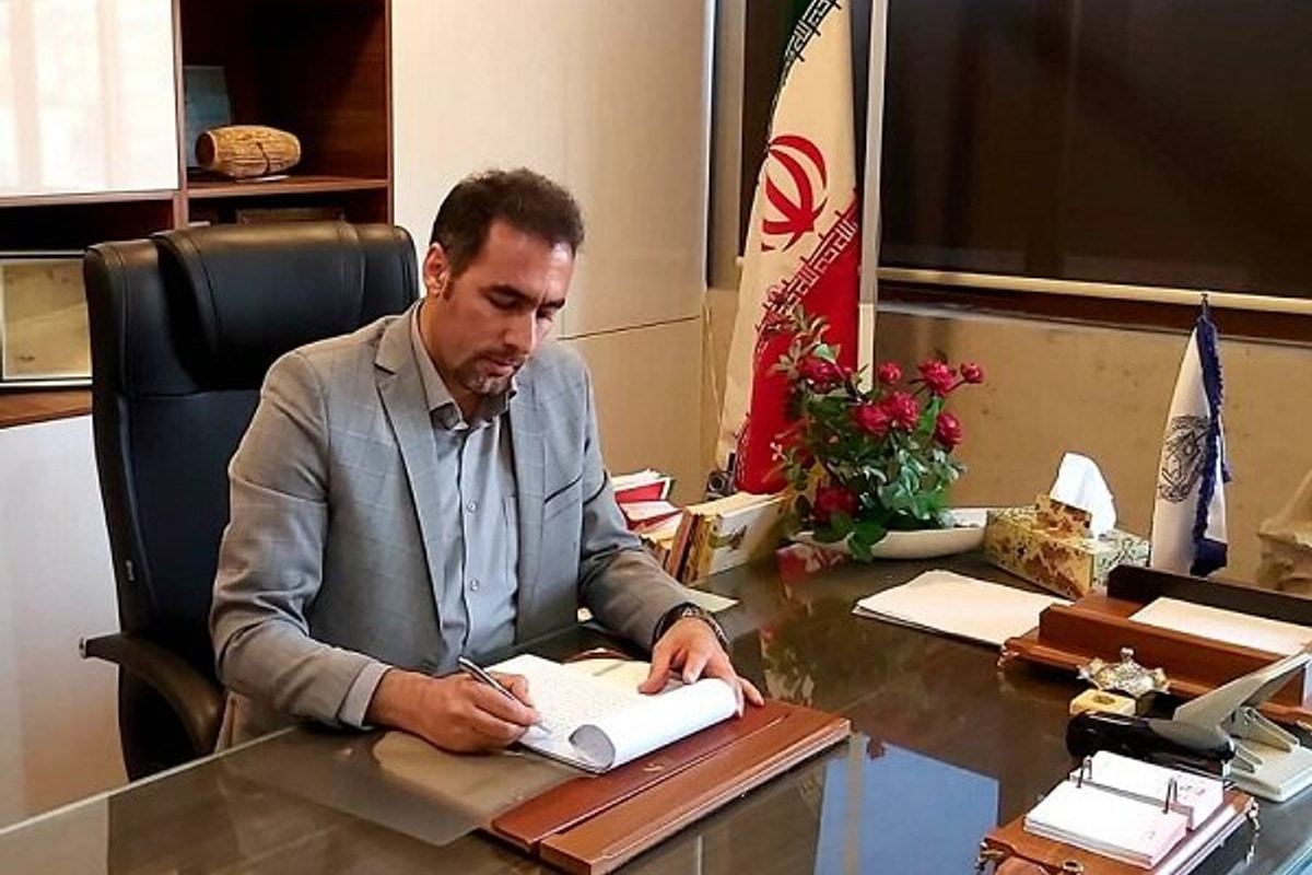 یک وکیل دادگستری: در دوران پس از جنگ، قوه قضائیه باید به عنوان «ضامن ثبات» عمل کند